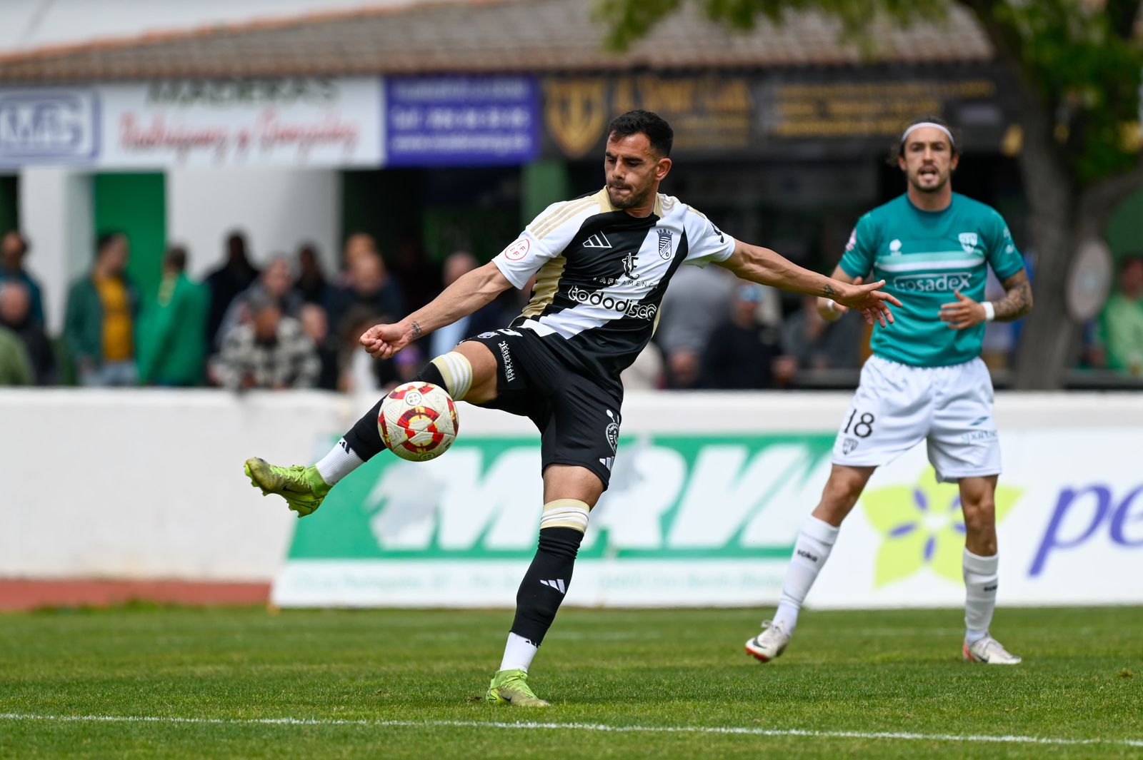 La derrota del Xerez CD en el Romero Cuerda ante el Villanovense en imágenes
