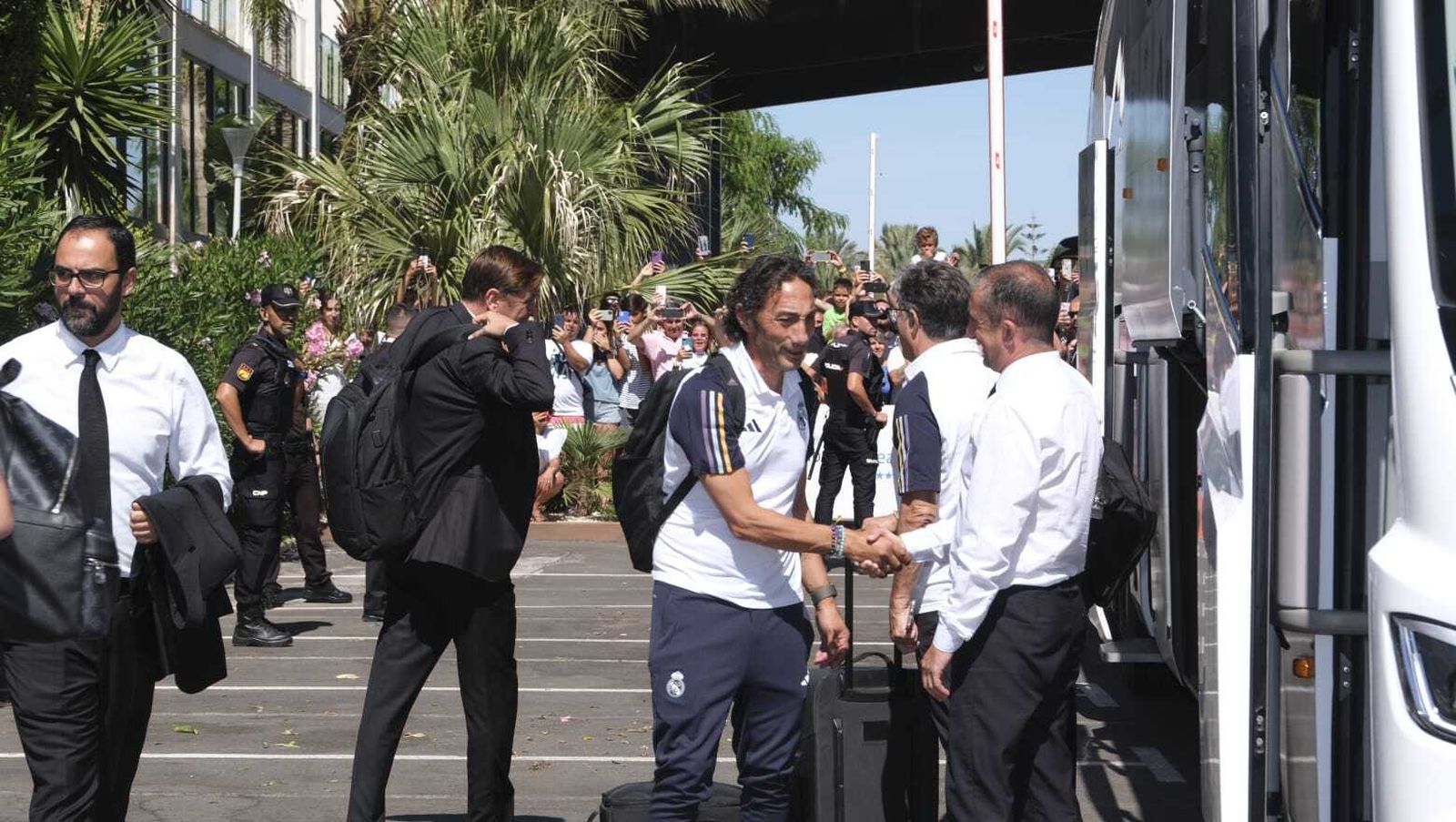 La llegada del Real Madrid a Almería en imágenes