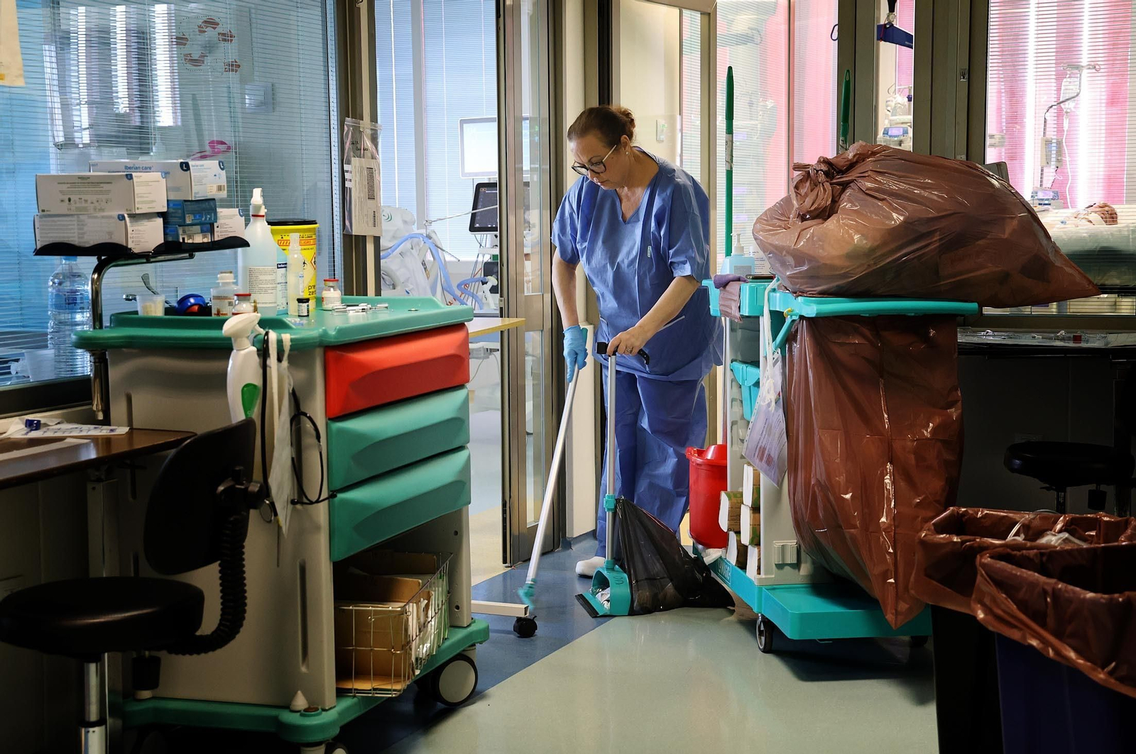 Imágenes de la UCI del Hospital Infanta Elena en Huelva