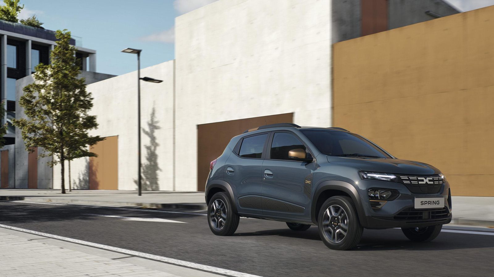 El Dacia Spring es uno de los modelos prejudicados por el cambio de criterio de adjudicación del "bonus ecologuique" en Francia.