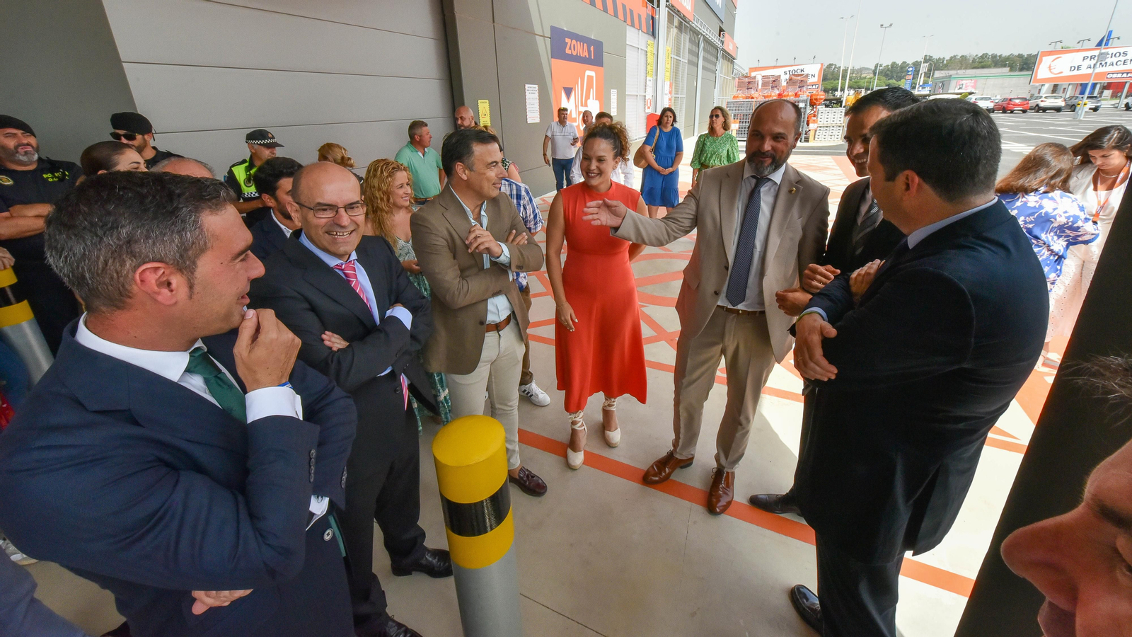 Las fotos de la inauguración de Obramat en Palmones