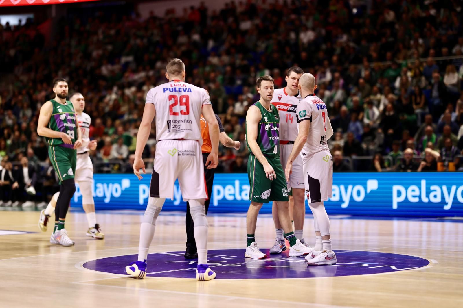 El Unicaja-Covirán Granada, en fotos