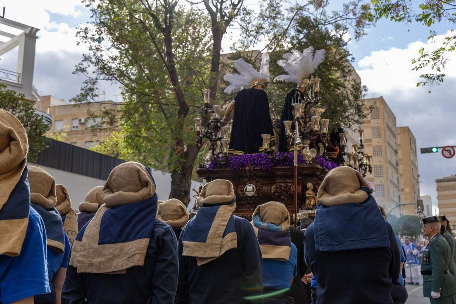 Los jiennenses se entregan a una tarde de Amor, Perdón y Esperanza.