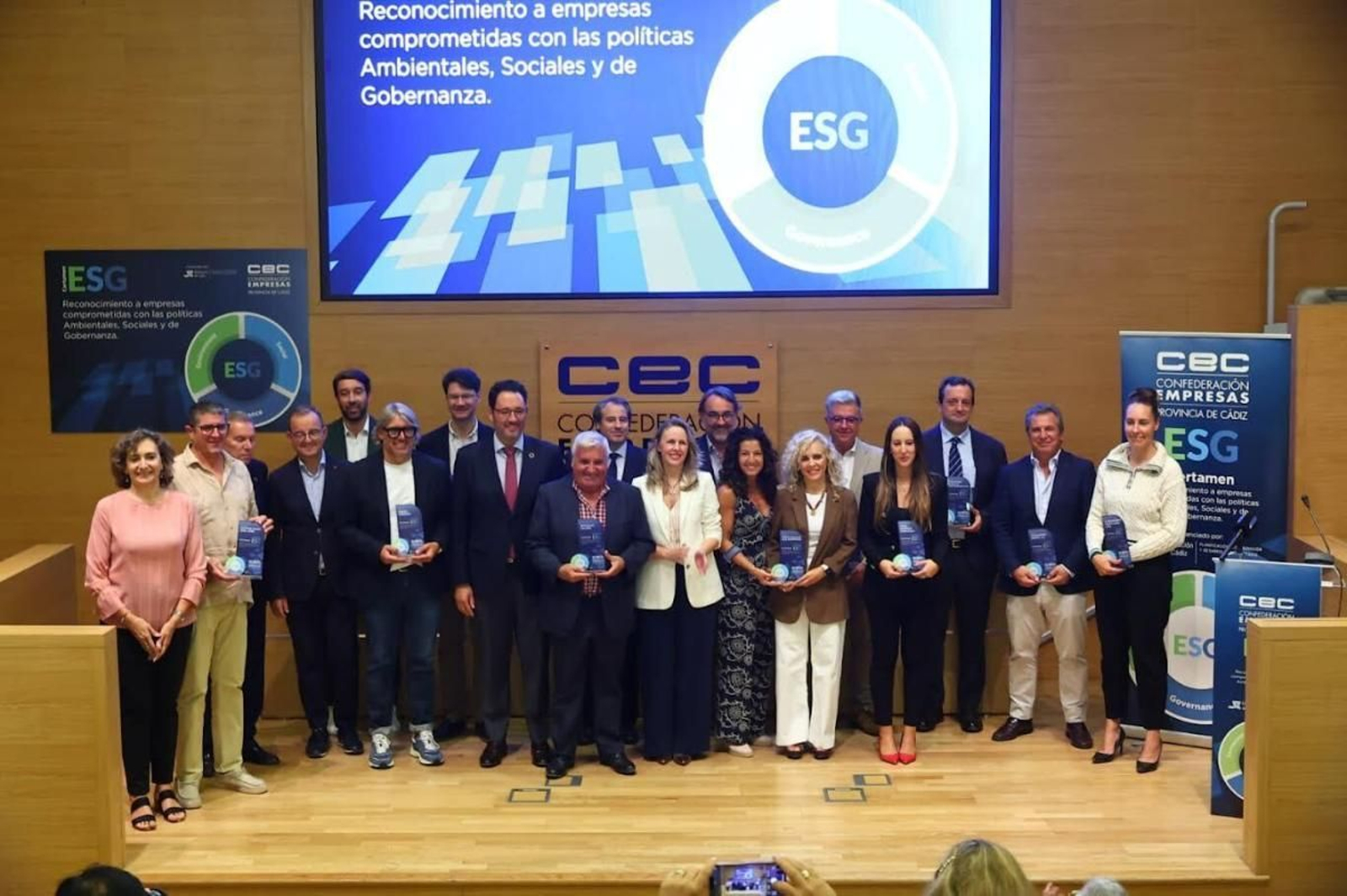 Galardonados en el V Certamen de Reconocimiento 'Por el compromiso con los Objetivos de Desarrollo Sostenible (ODS)' de la CEC.