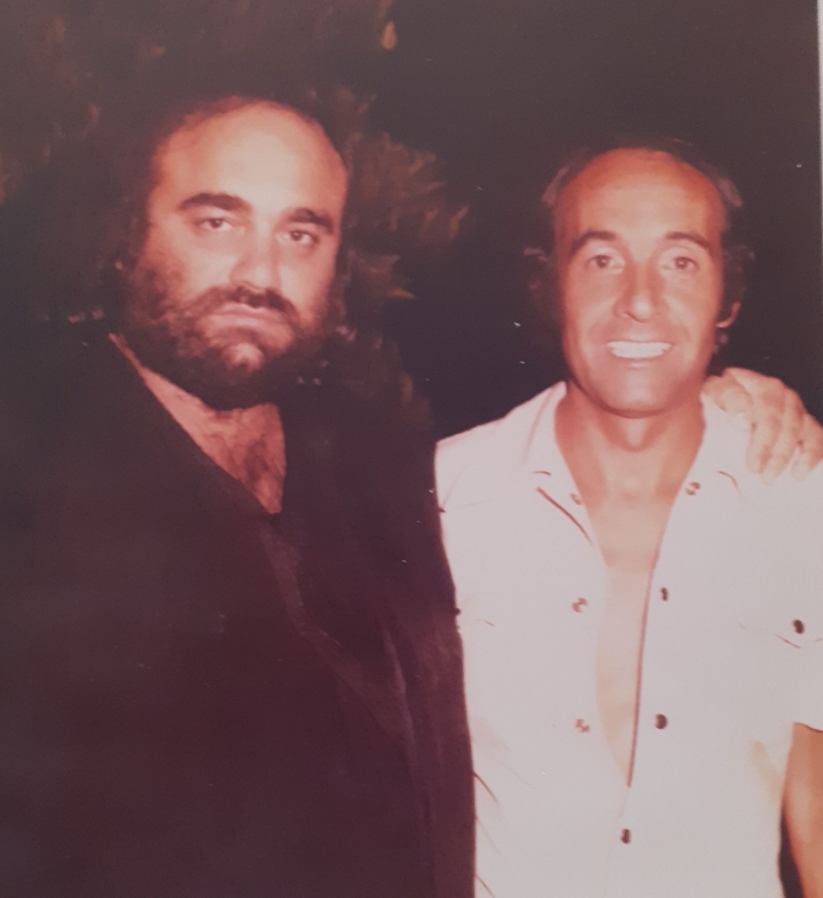 Julio Iglesias, Lola Flores o Camarón en Huelva: Las imágenes más inéditas del famoso Club Raúl de Lepe