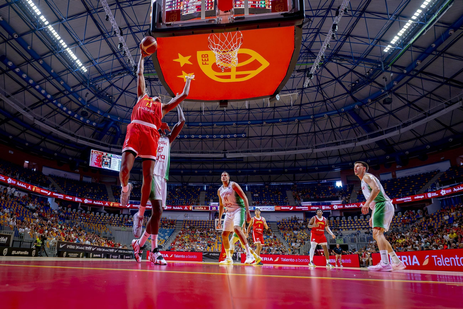 España B - Portugal en Málaga, en fotos
