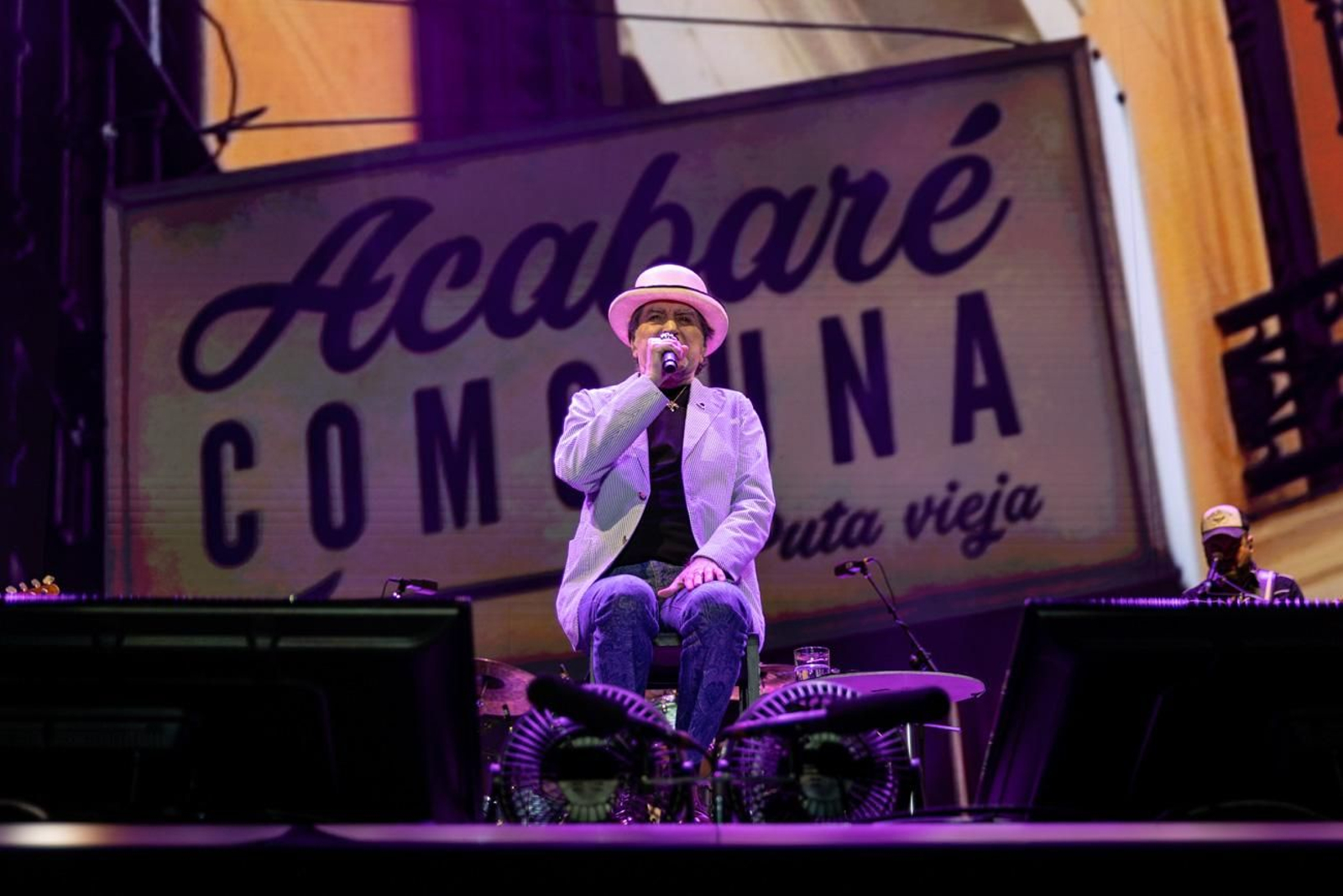 Concierto de Joaquín Sabina en su gira de despedida "Hola y Adiós"