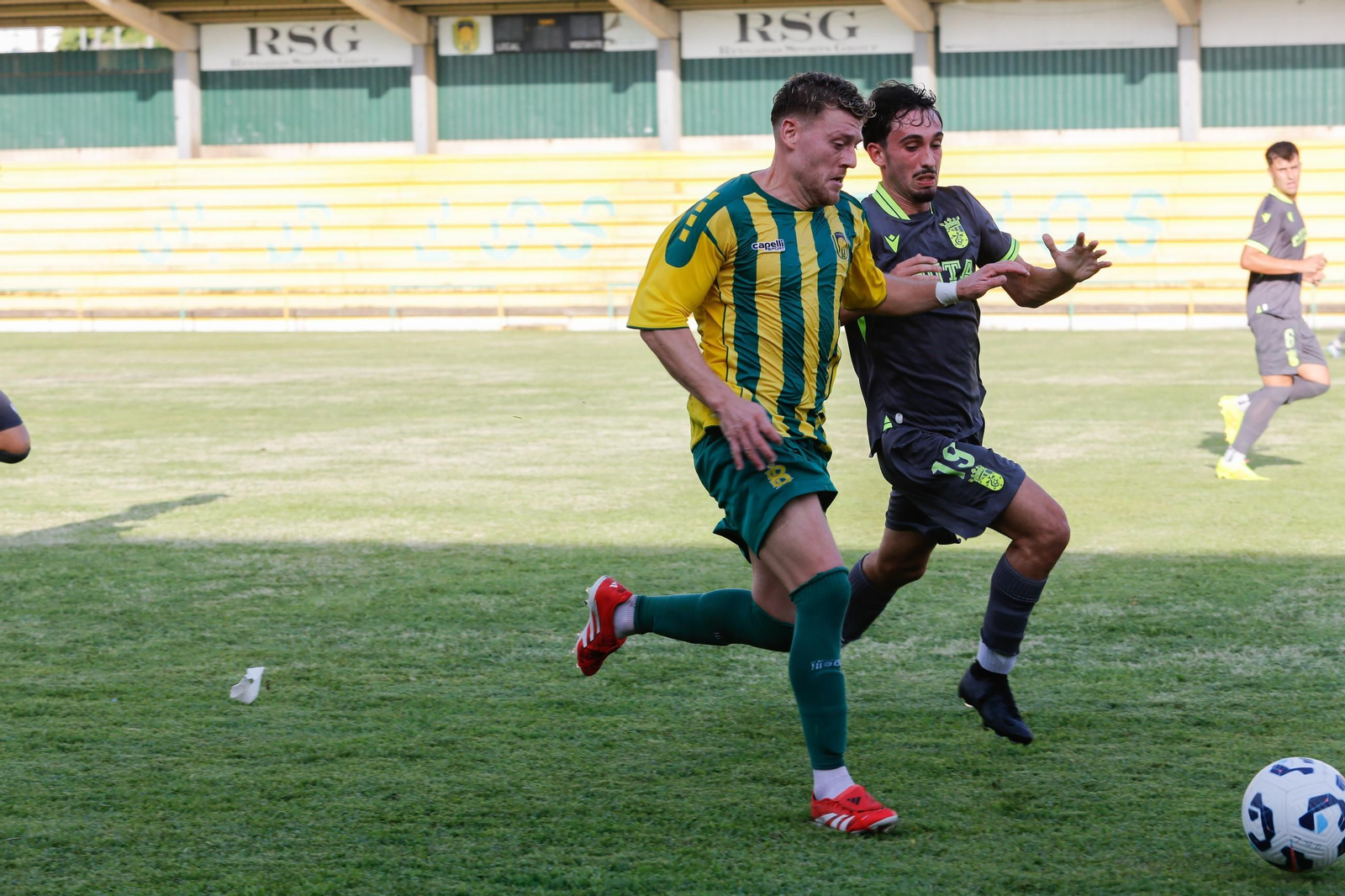 Las fotos del triangular en el estadio Carlos Piña de Los Barrios con el Algeciras CF y el Ceuta B