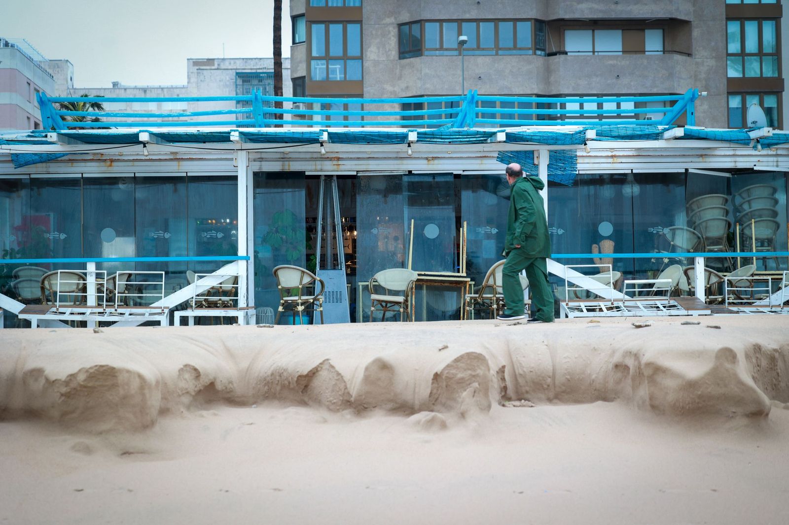 Imágenes de los principales destrozos provocados por la borrasca Leonardo en Cádiz