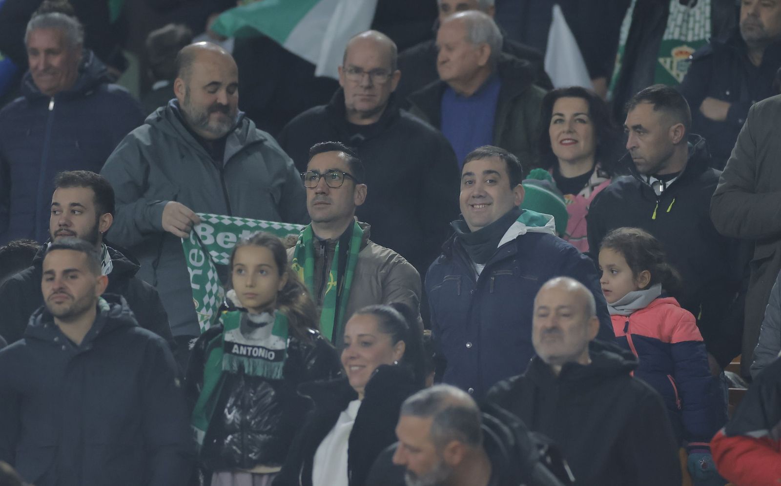 Búscate en las fotos del Betis - Villarreal