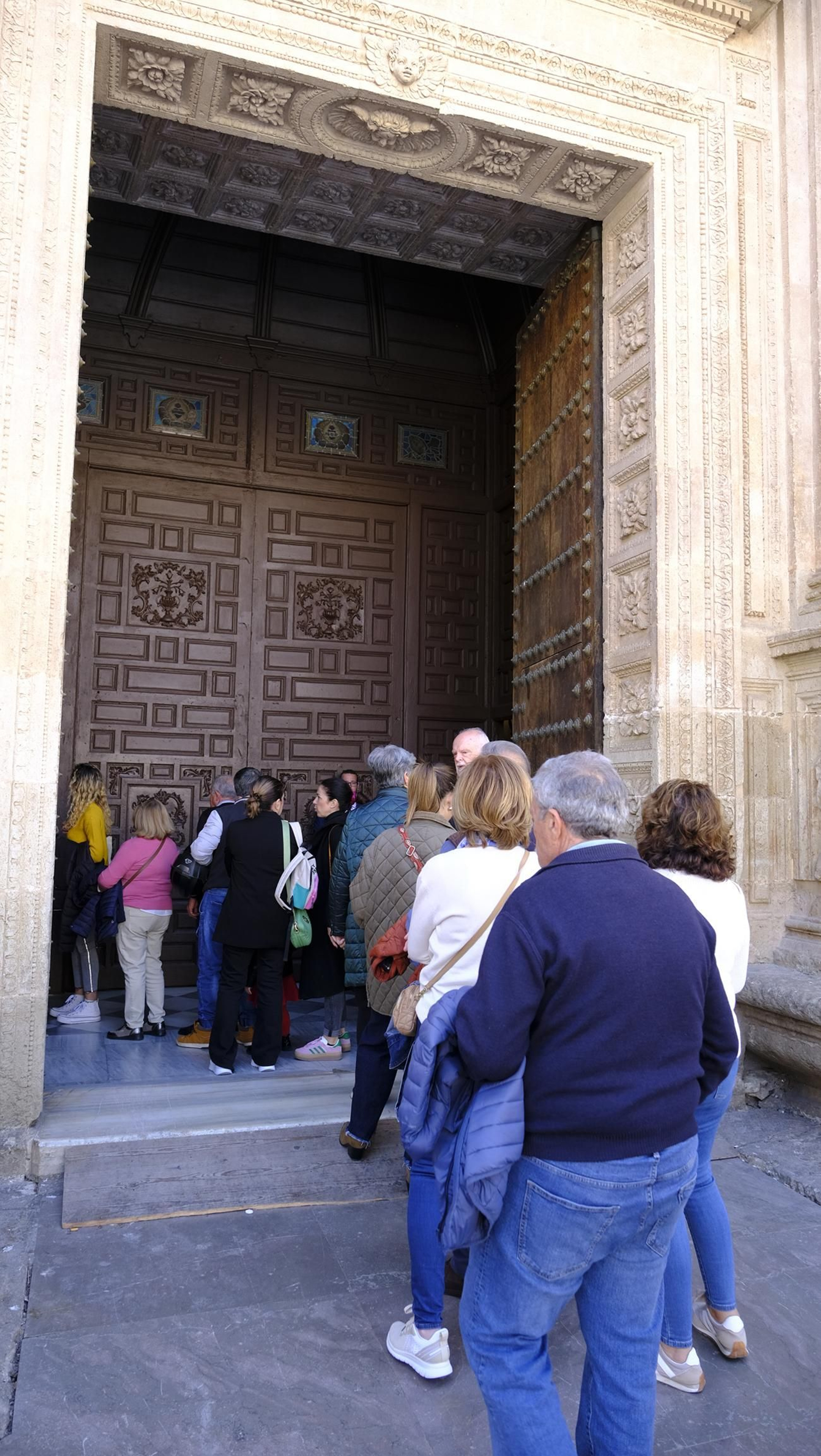 Imágenes del Besapiés de Jesús Cautivo de Medinaceli, en la Catedral de Almería