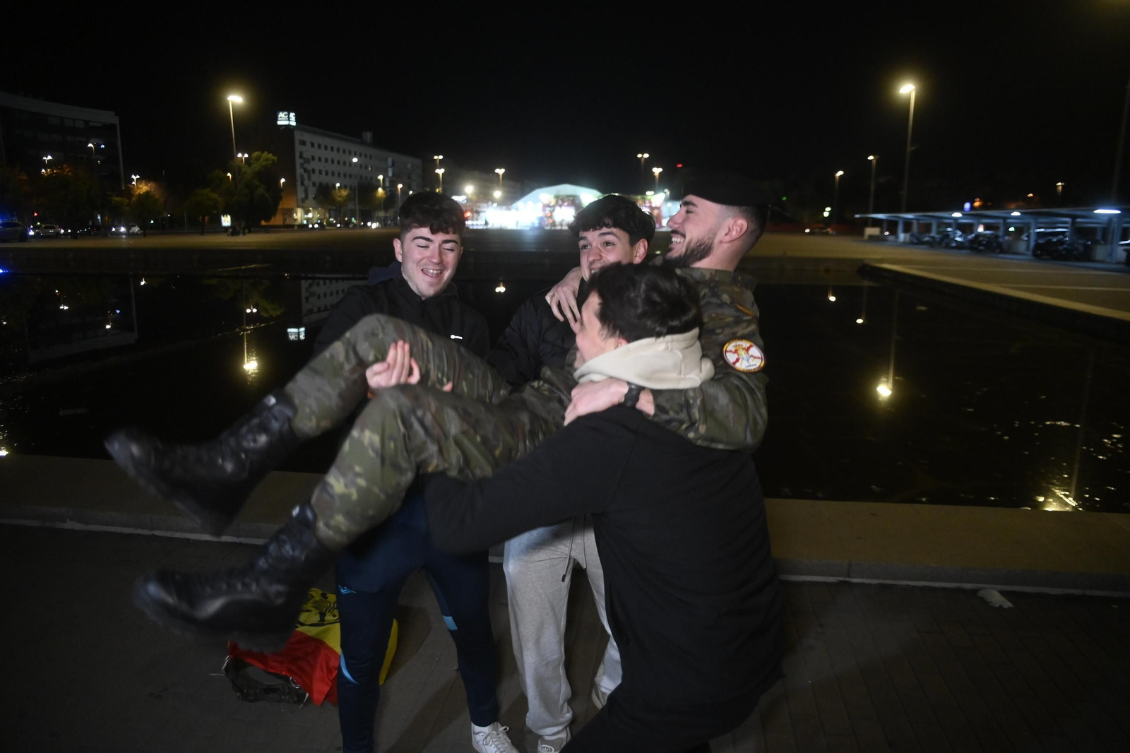 Emoción en la llegada a Córdoba de los soldados de la Brigada de Cerro Muriano desde Letonia