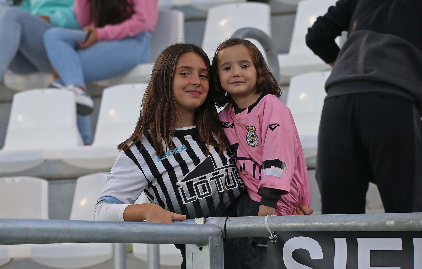 Búscate durante el Balona - Sevilla Atlético en el Ciudad de La Línea