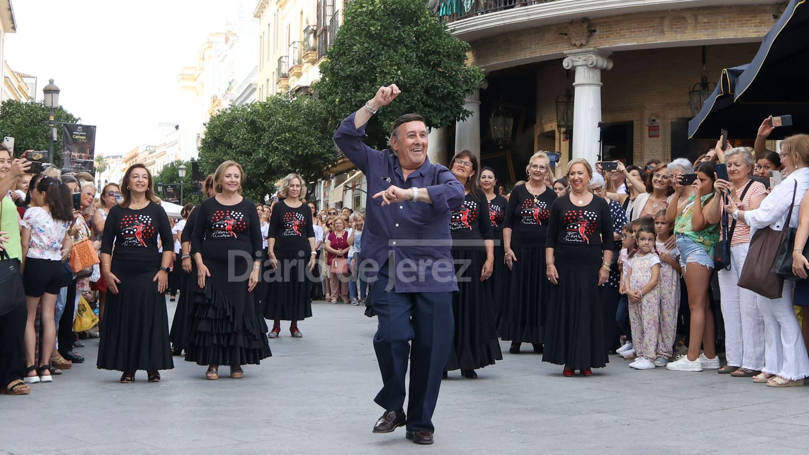 Flashmob de la academia de baile de Fani Muñoz en Jerez
