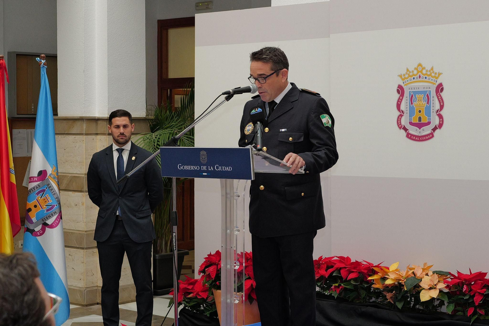 Así ha sido el acto de reconocimiento de Motril a los desplazados para ayudar tras la DANA de Valencia