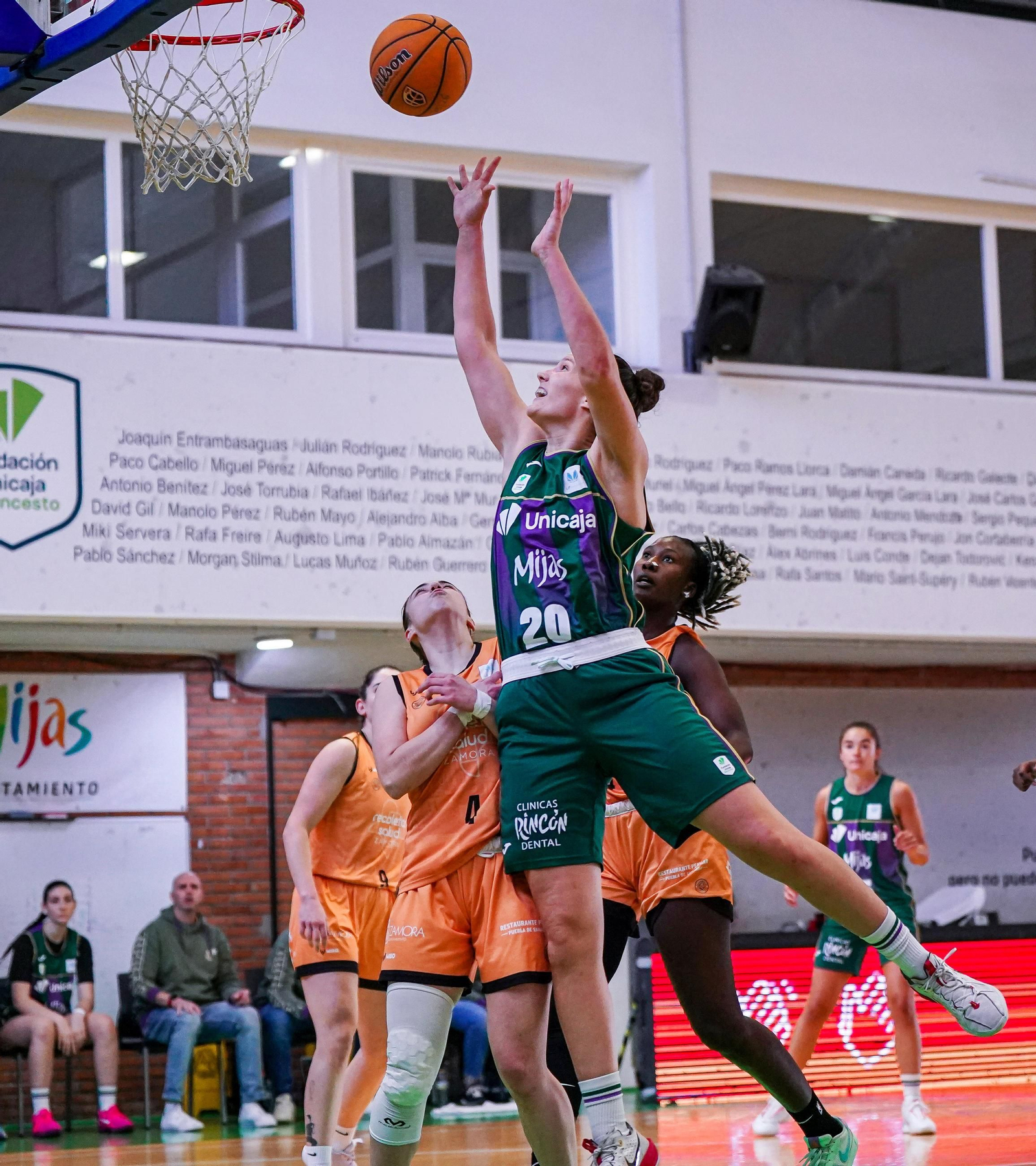 Victoria en la prórroga del Unicaja Mijas ante el Zamora (76-68)