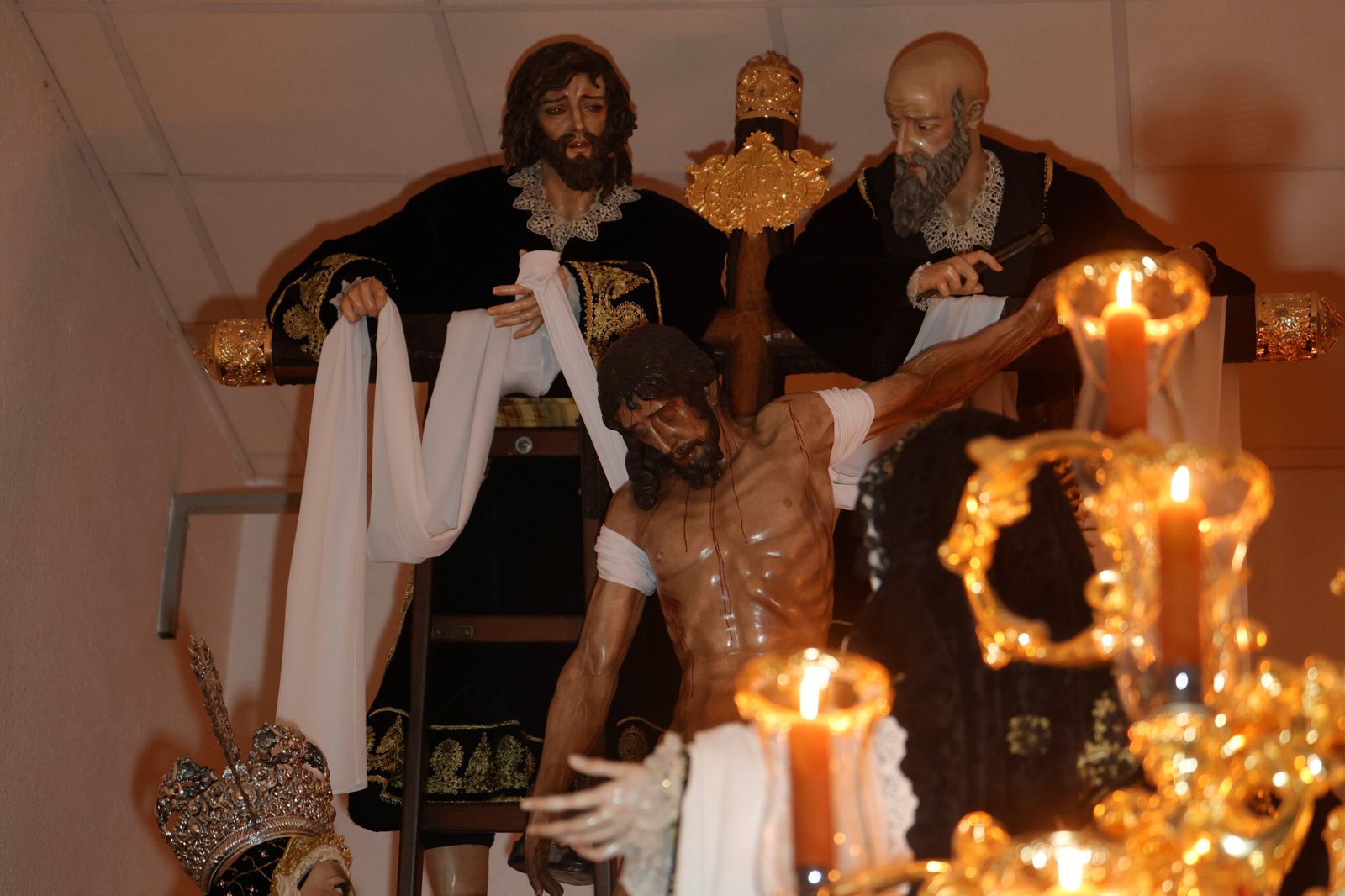 Las mejores imágenes de la hermandad del Descendimiento en este Viernes Santo de Córdoba