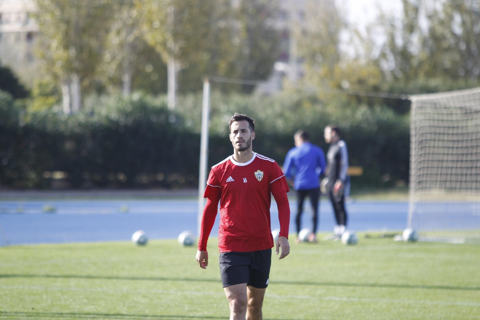 Fotogalería del entrenamiento de la UDA, 6-XII
