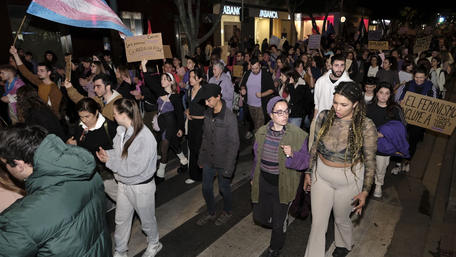 Imágenes de las manifestaciones por el Día de la Mujer en Almería