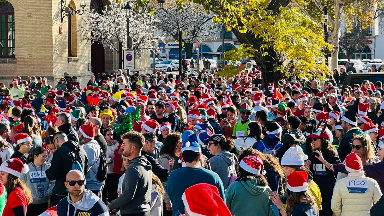 Una imagen de los participantes a su llegada a la Plaza de Toros.