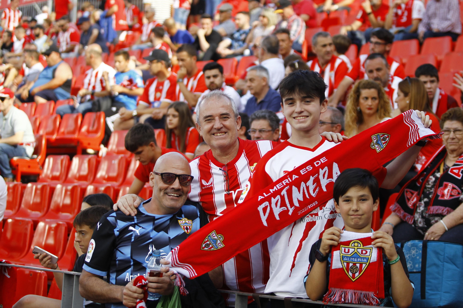 Imágenes del partido U.D. Almería-Real Valladolid C.F.