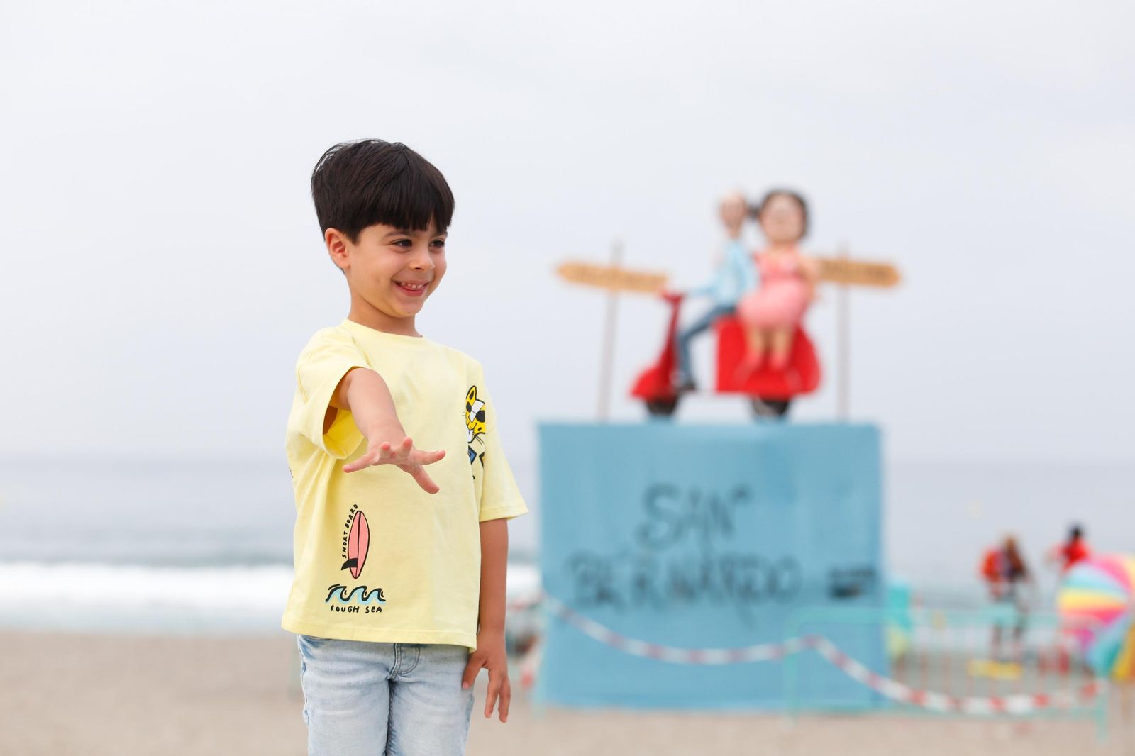 Fotos de la noche de San Juan en las playas de La Línea.