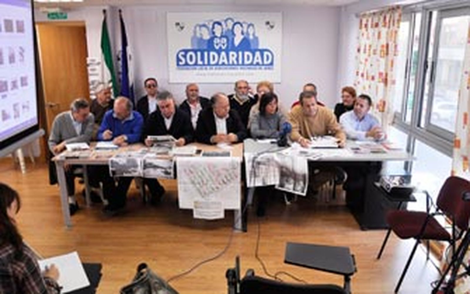 Vecinos de La Alegría salen a la calle por la rehabilitación de las viviendas