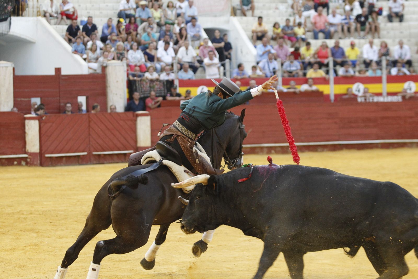 Fotogalería corrida de rejones. Feria de Almería 2019