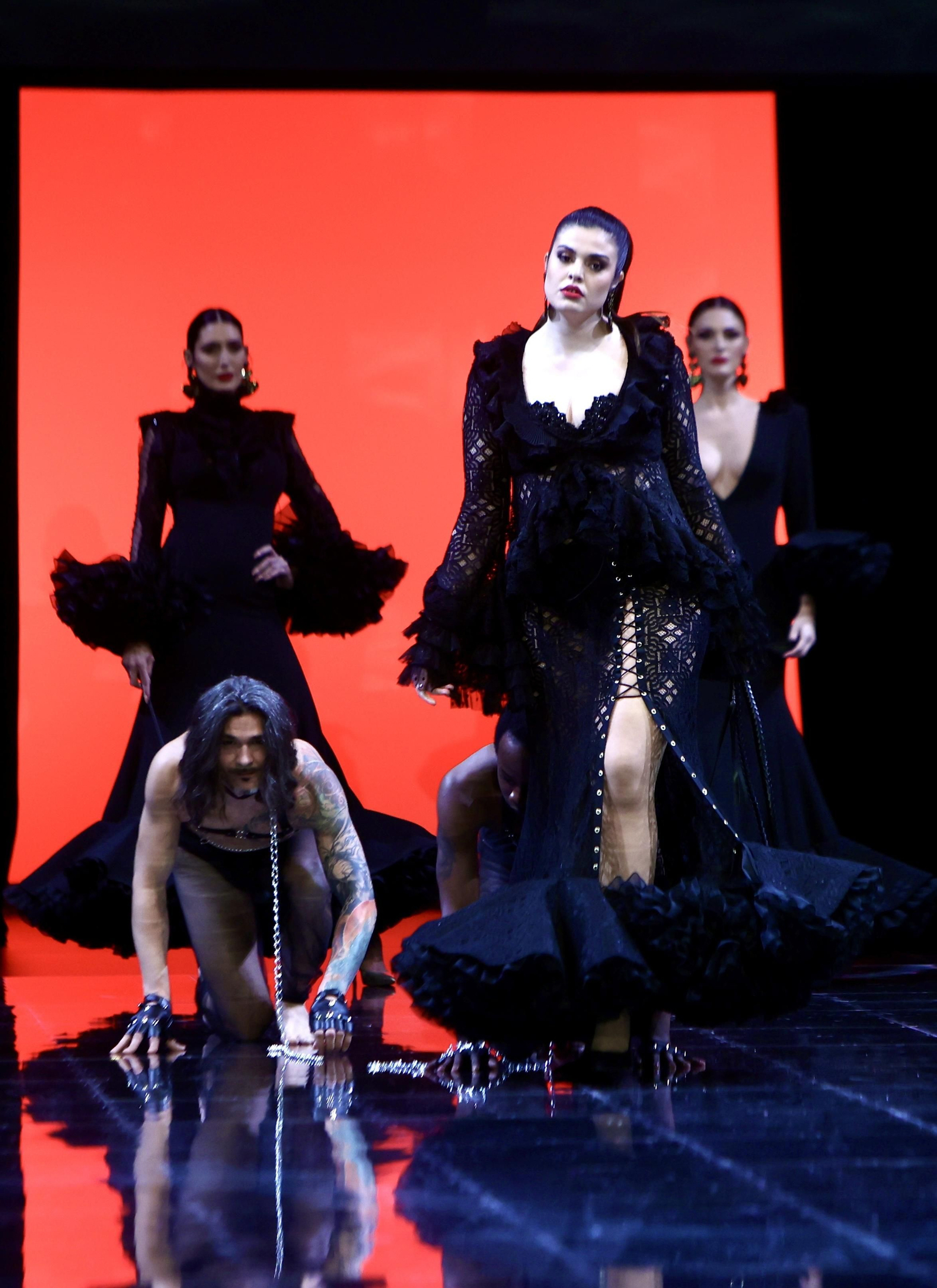 Desfile de Sergey & Tapiju SIMOF, todas las fotos