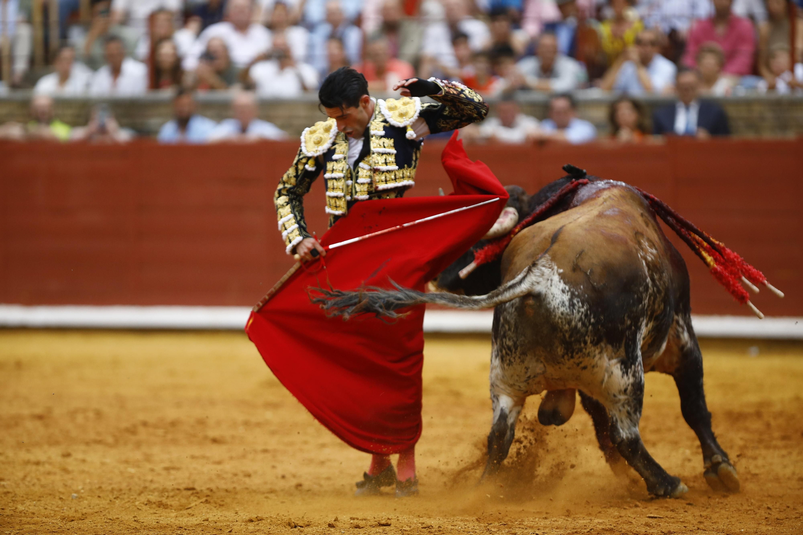 La corrida de Talavante, Roca Rey y Lagartijo, en Córdoba, en imágenes