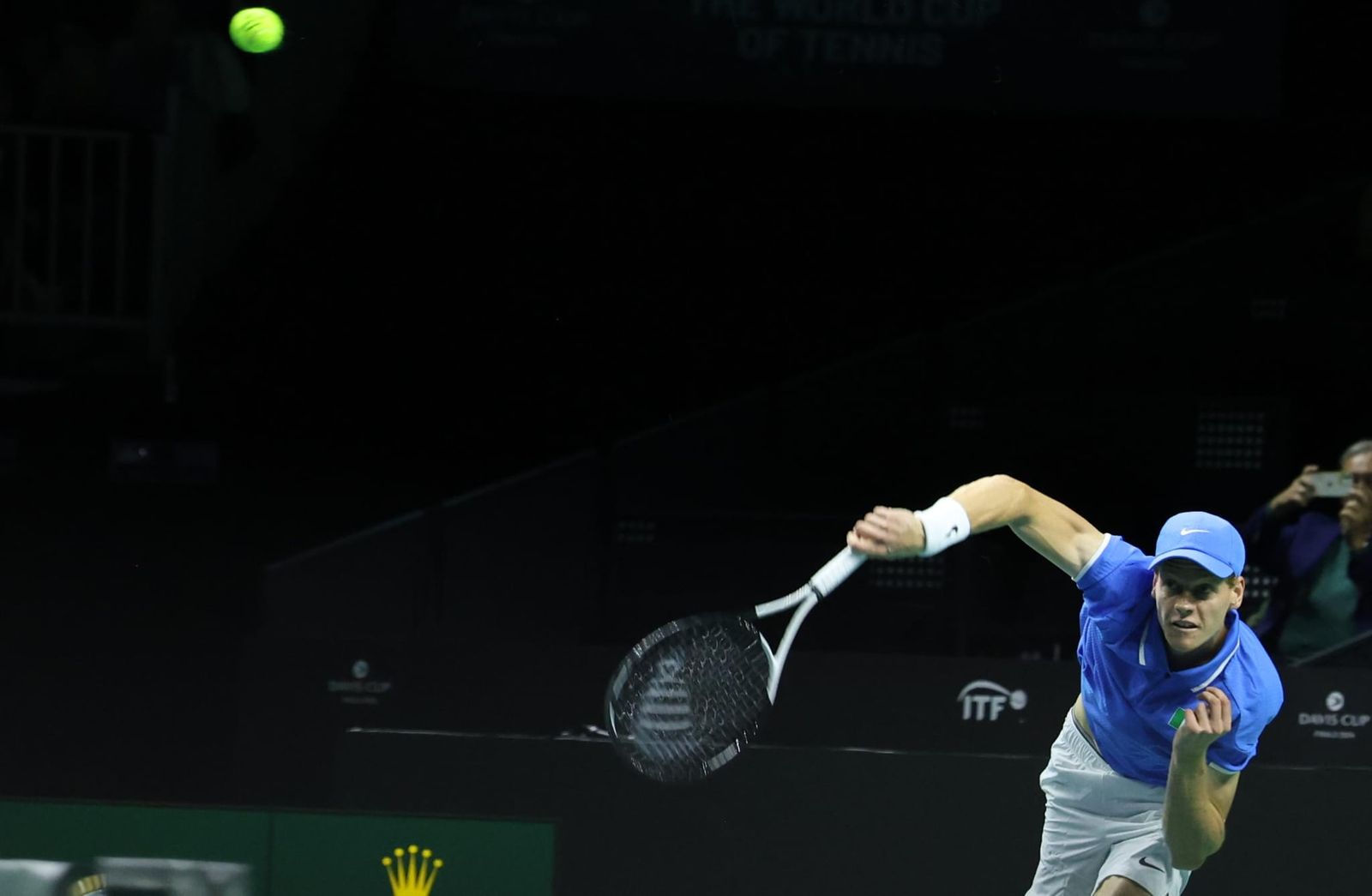 Jannik Sinner trae su show a Málaga.