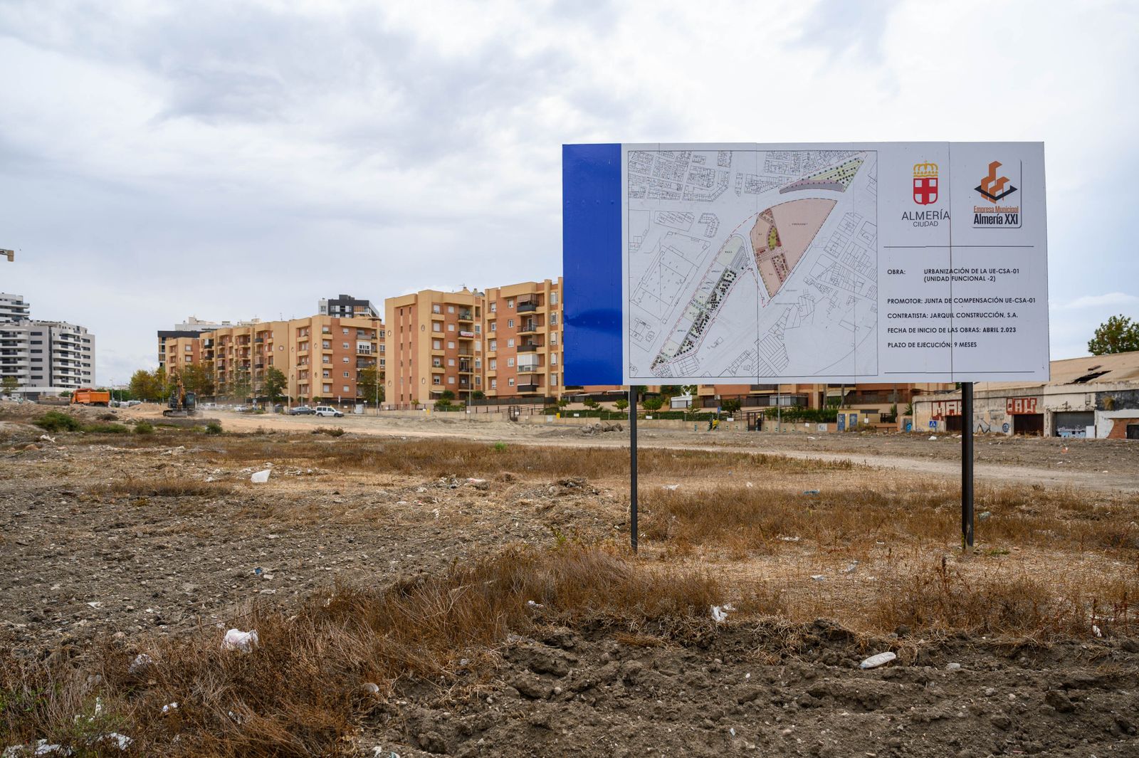 Solar donde se edificará la nueva promoción de VPO de Almería XXI