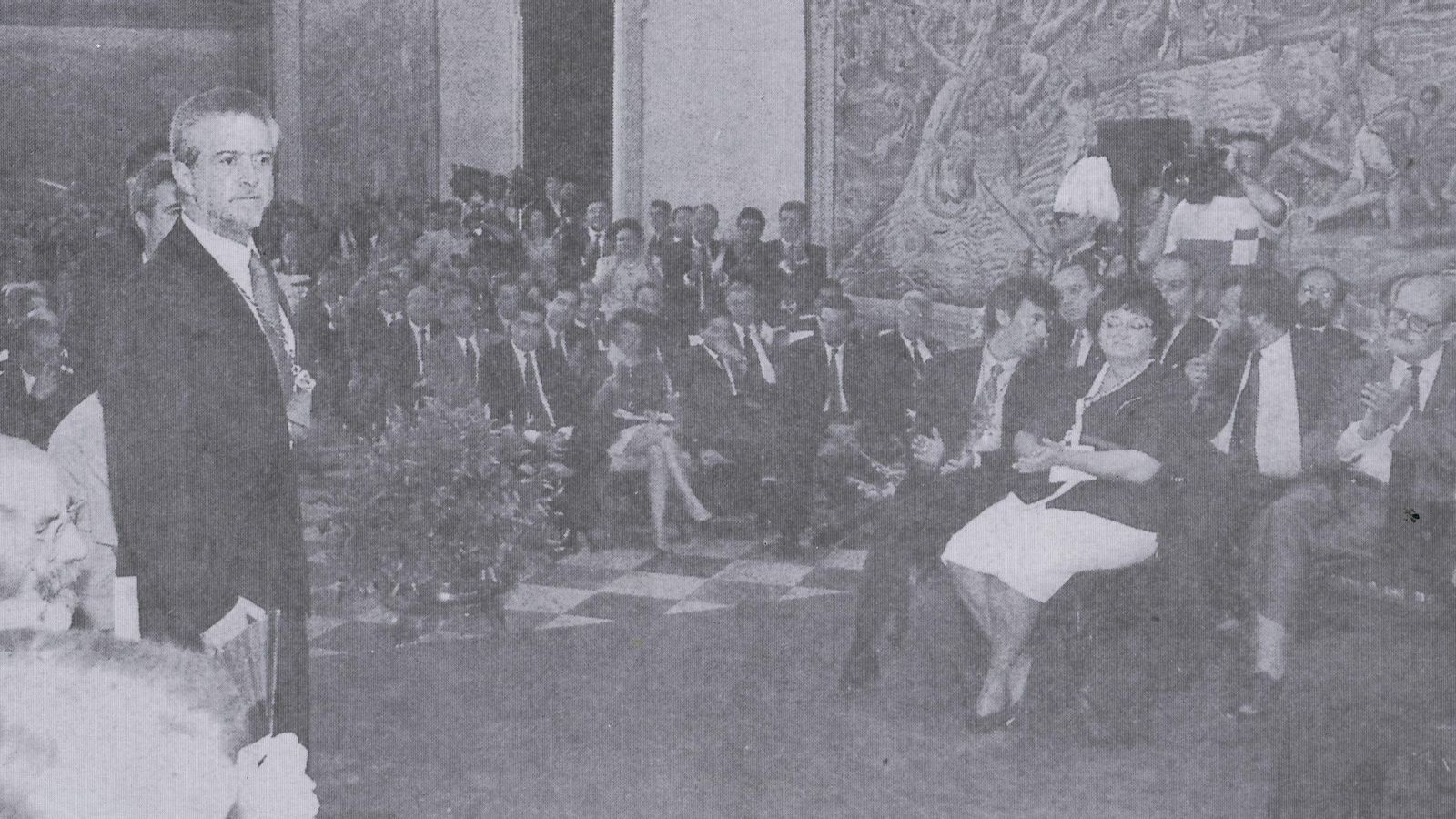 Rojas Marcos, en su toma de posesión en el Salón de los Tapices del Alcázar.
