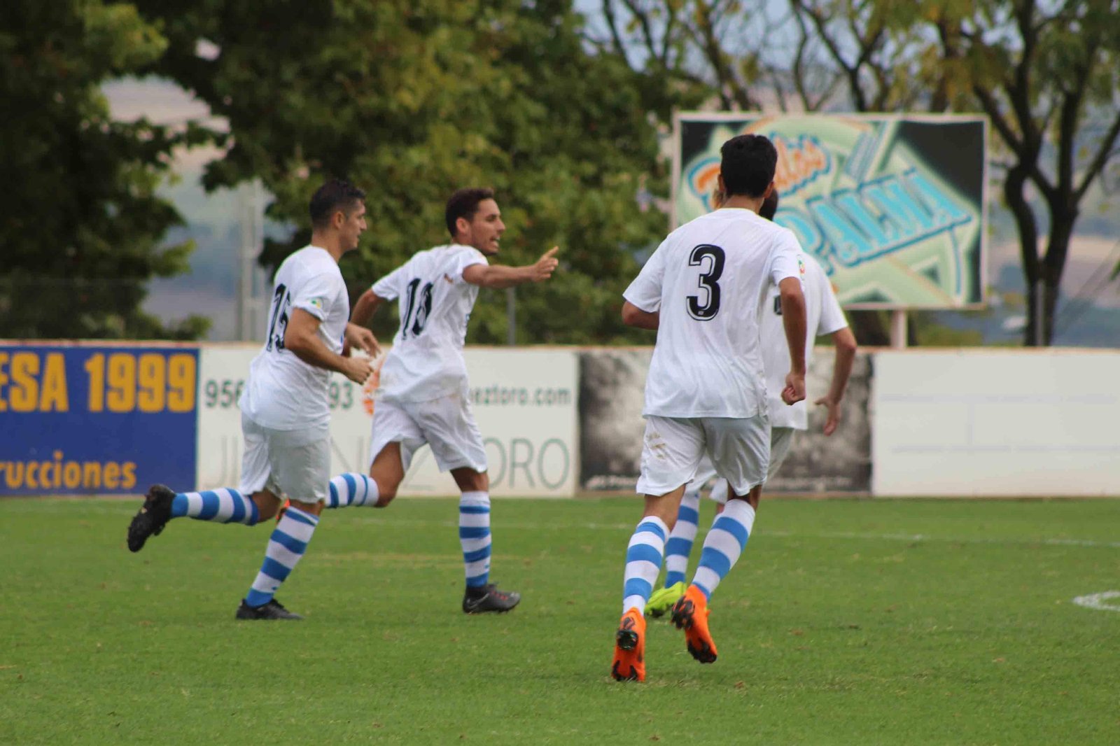 Caballero, celebrando el segundo gol del Arcos.