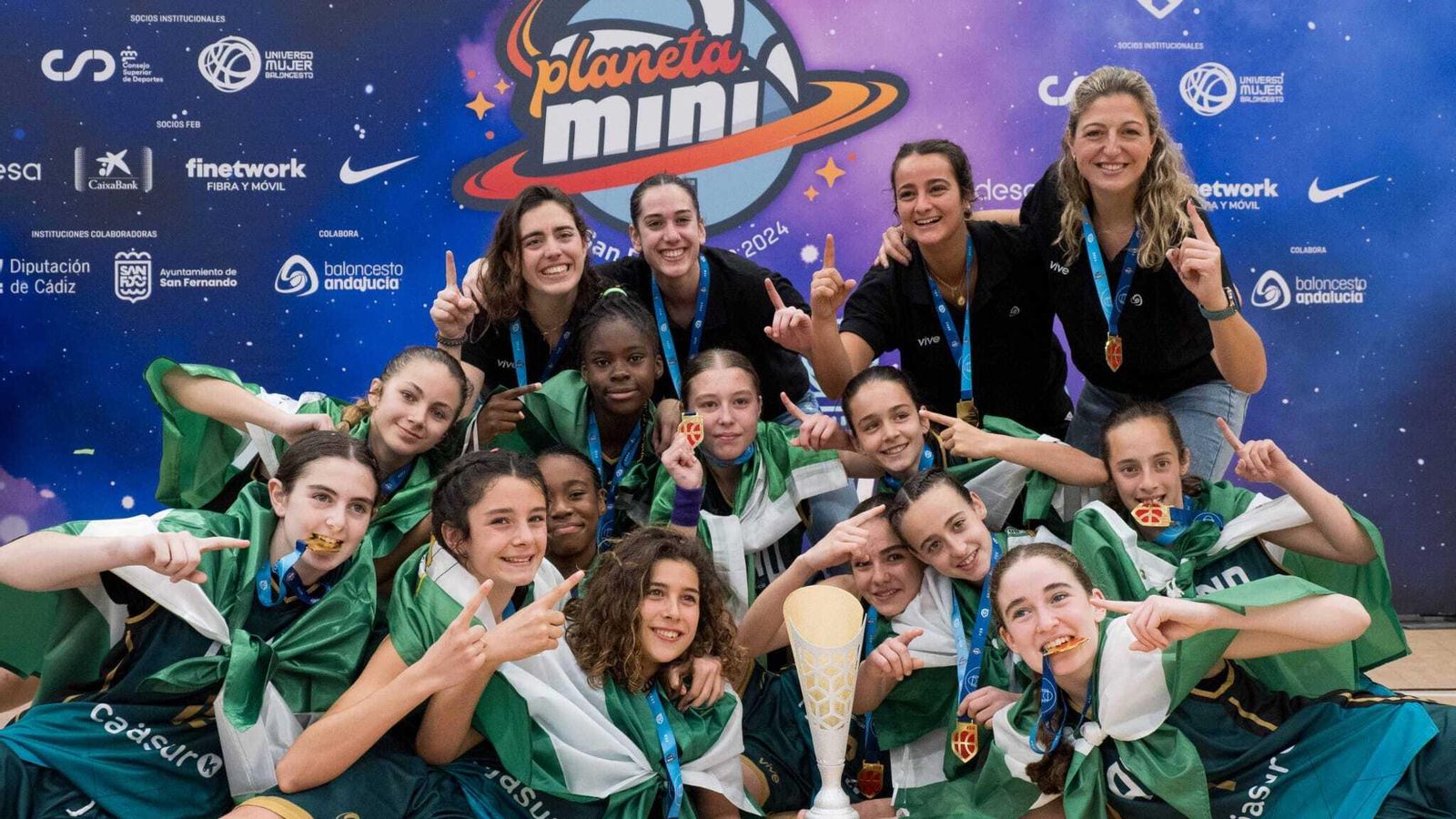 La selección andaluza femenina, ganadora del Minibasket 2024.
