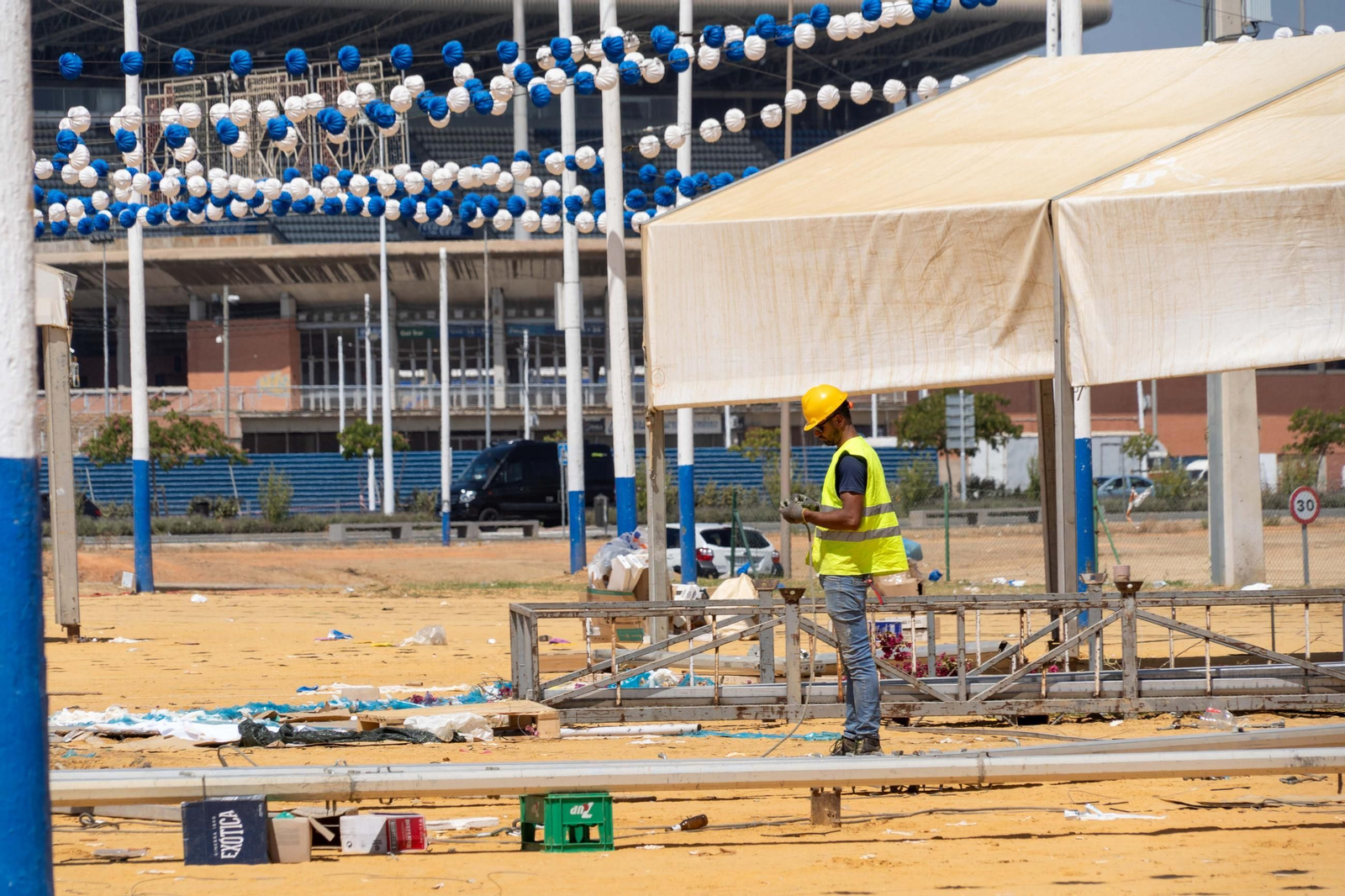 Imágenes del recinto de las Fiestas Colombinas días después de su final