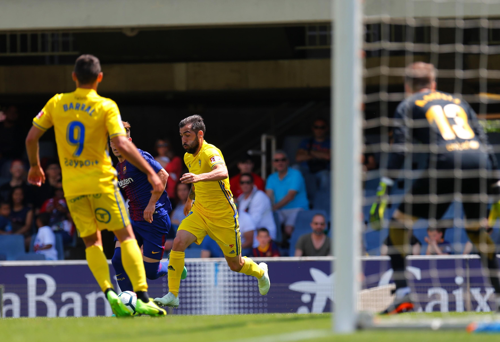 Las imágenes del Barcelona B-Cádiz