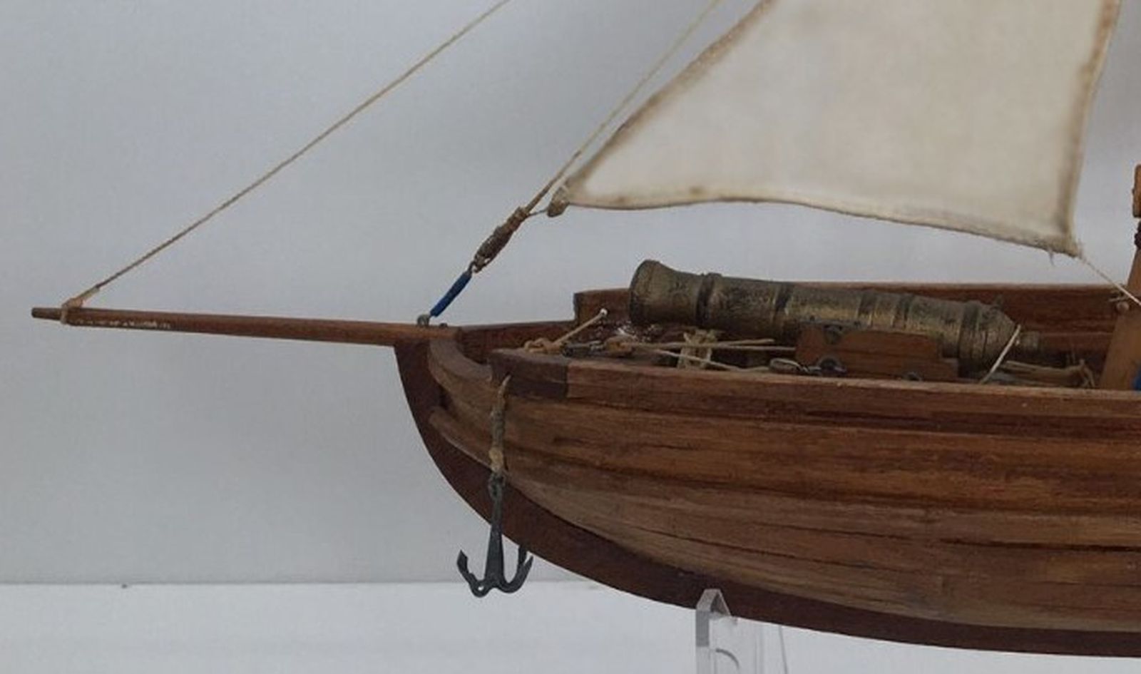 Maqueta de la lancha cañonera