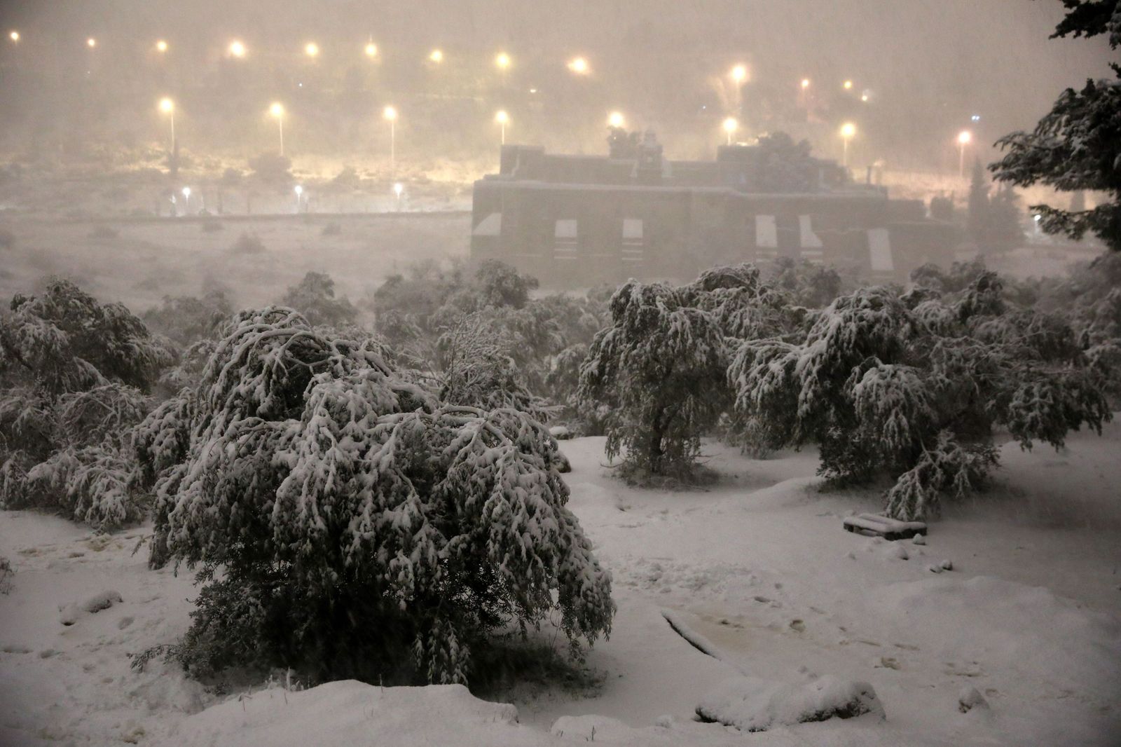 Jerusalén, cubierta de nieve tras el paso del temporal 'Elpida'