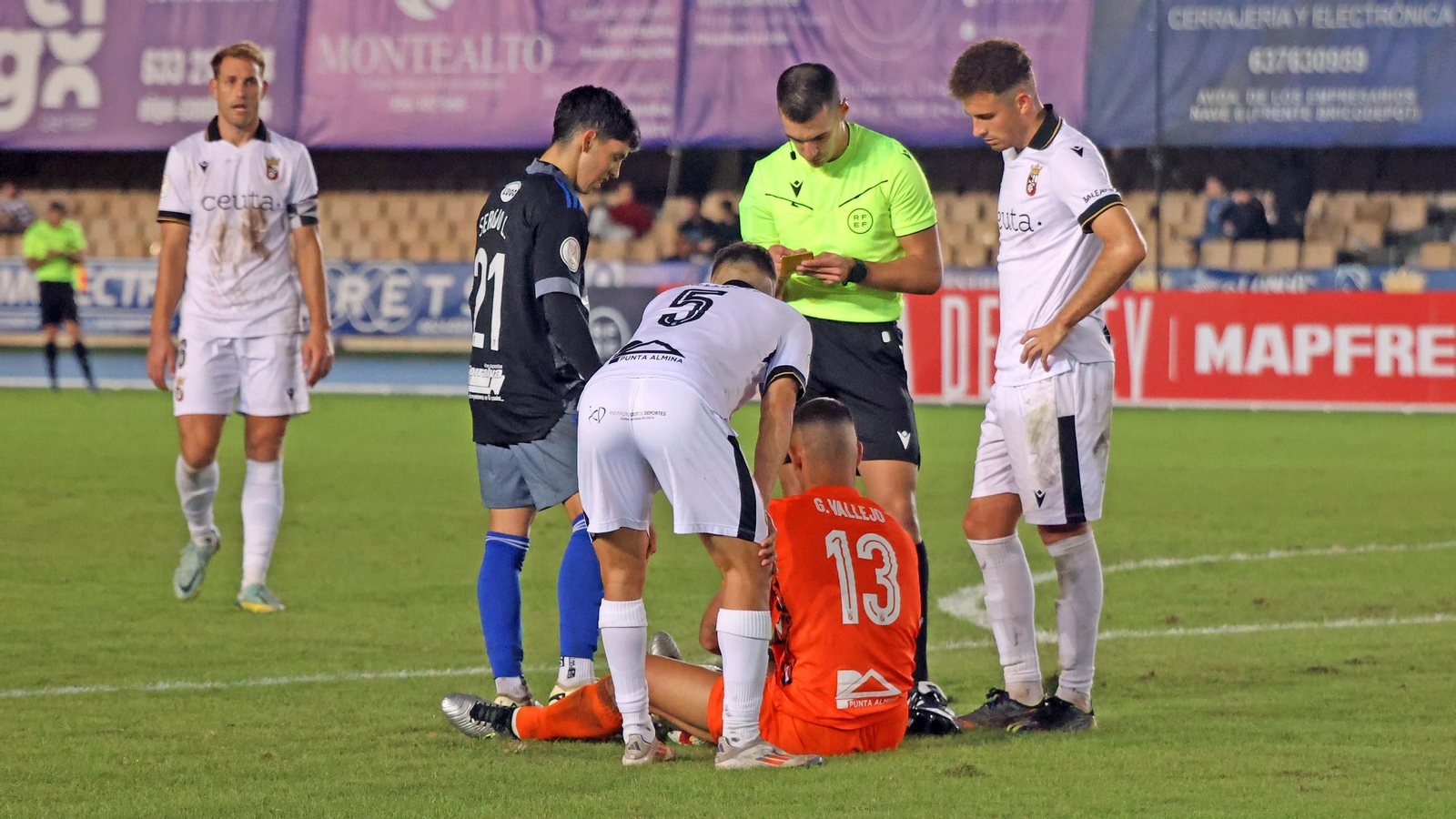 Imágenes de la eliminatoria de Copa del Rey entre el Xerez CD y el AD Ceuta FC en Chapín
