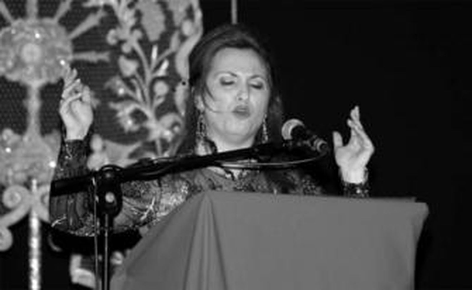 Expresivo y emotivo resultó el pregón que ofreció Mari Carmen Oria.