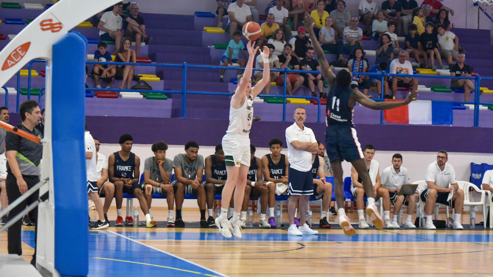 Las fotos de la primera jornada del Torneo Intenacional de Baloncesto U-20 de La Línea