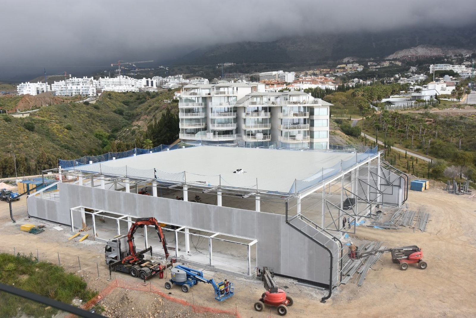 Vista de la obra del centro deportivo del Carvajal.