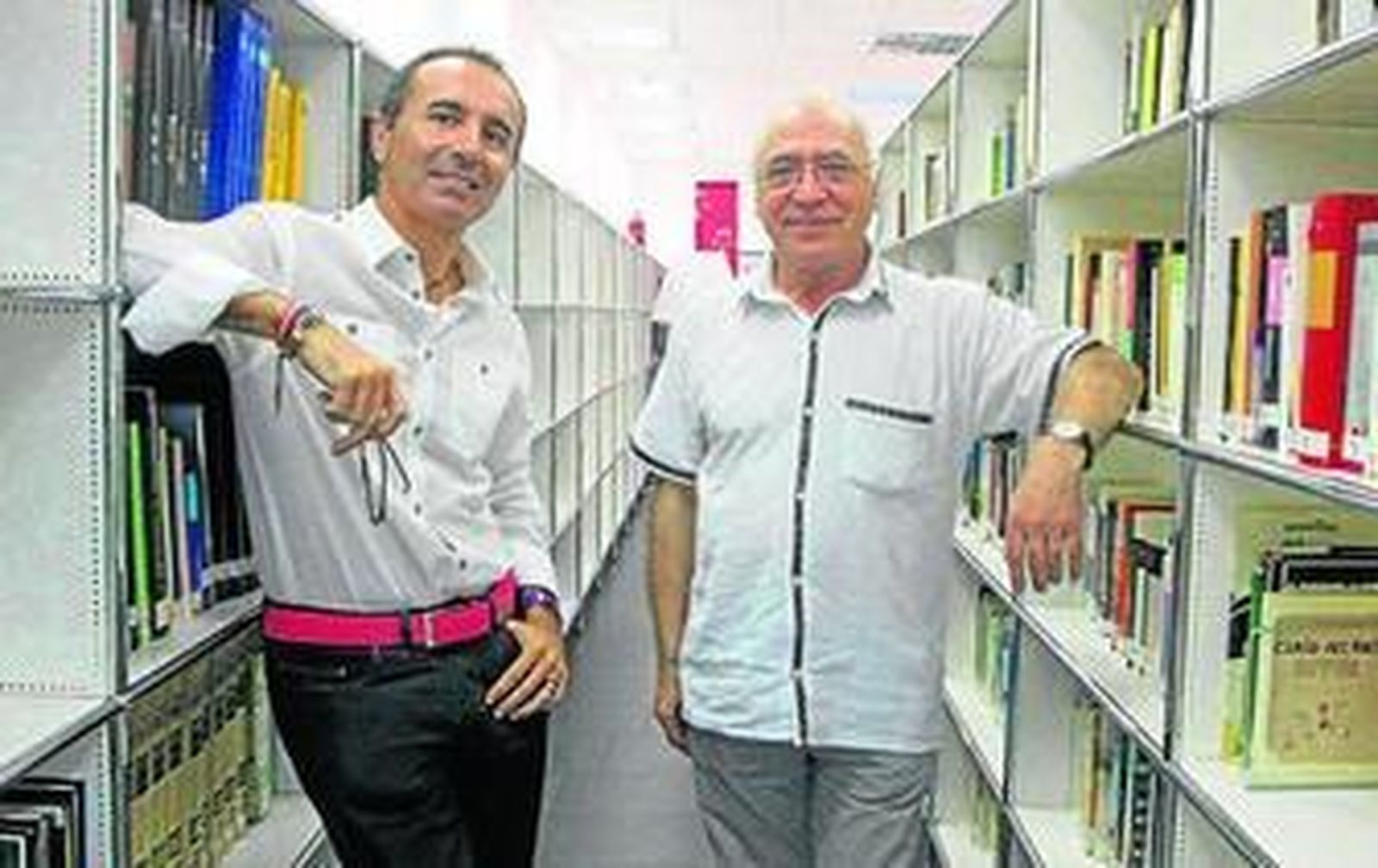 Octavio Salazar y Juan José Tamayo, ayer en la UNIA.