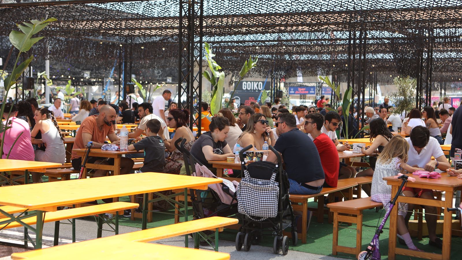 Asistentes a 'The Champions Burger', este domingo.