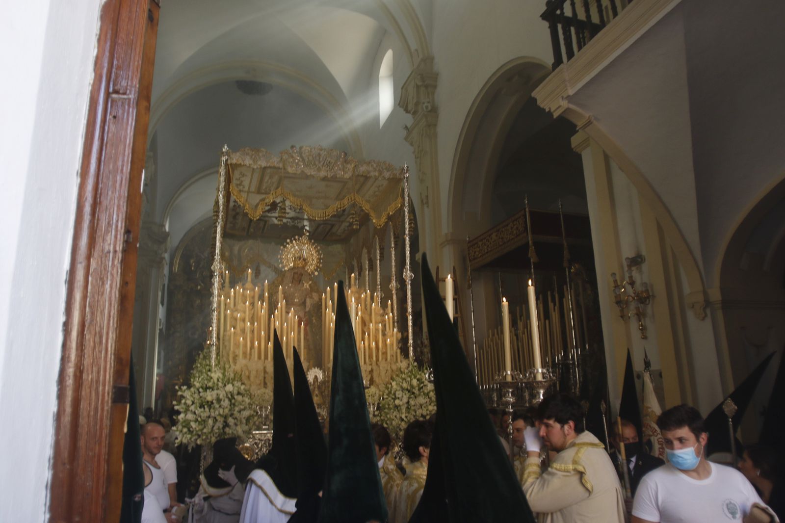 Domingo de Ramos en Córdoba: La procesión de la Esperanza, en imágenes