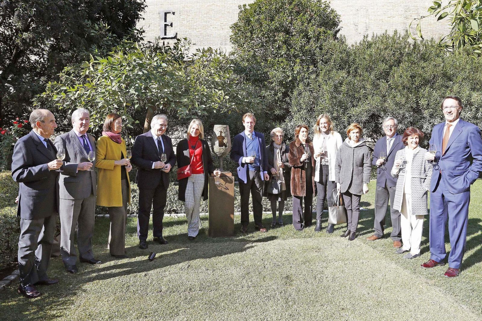 Los asistentes ayer a la presentación del monumento en González Byass.