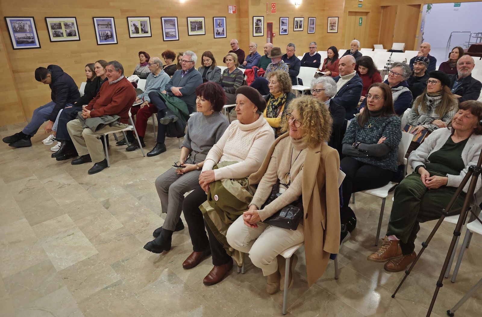 La presentación del libro 'No hay viaje en vano' de Josefina Núñez Montoya, en imágenes