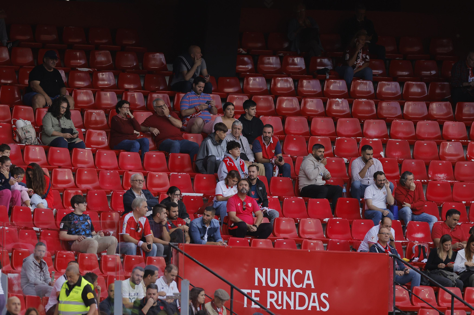 Búscate en las fotos del Sevilla-Madrid