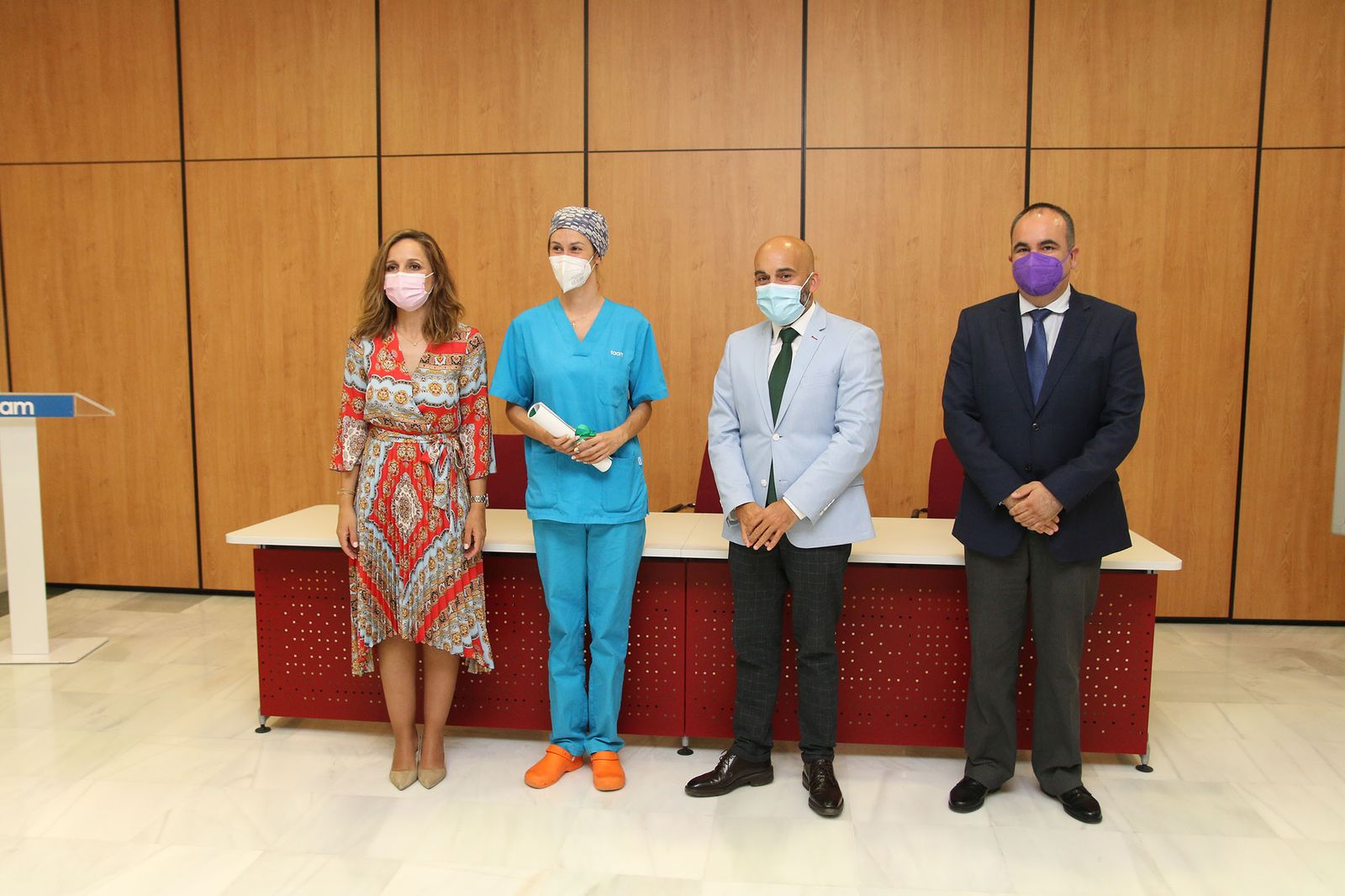 Fotogalería del reconocimiento a los trabajadores de la residencia de la FAAM que se autoconfinaron